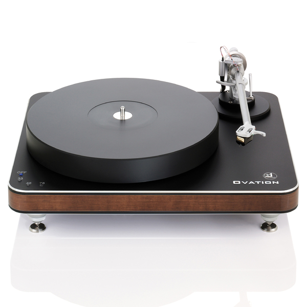 Виниловый проигрыватель Clearaudio Виниловый проигрыватель ClearaudioВиниловый проигрыватель<br>Проигрыватель виниловых пластинок, пассиковый привод, акриловый диск толщиной 38 мм, переключение скорости 33/45, габариты (Ш х В х Г) 420 х 115 х 350 мм , вес 13,5 кг.<br>
