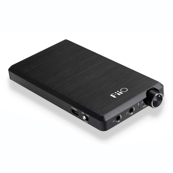 Усилитель для наушников FiiO Усилитель для наушников FiiOУсилитель для наушников<br>Портативный усилитель для наушников в алюминиевом корпусе с аналоговым регулятором громкости. Эффекты Crossfeed и Bass Boost, регулировка уровня перегрузки уровня усиления Gain. Отличный звук, который всегда с вами!<br>
